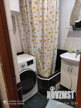 2-к квартира, вторичка, 43м2, 1/4 этаж