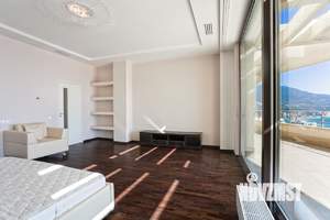 3-к квартира, вторичка, 378м2, 14/14 этаж