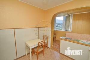 2-к квартира, вторичка, 63м2, 9/9 этаж