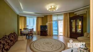 3-к квартира, вторичка, 150м2, 7/7 этаж