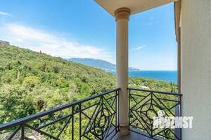 3-к квартира, вторичка, 132м2, 5/8 этаж