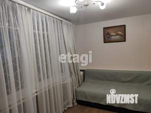 4-к квартира, вторичка, 50м2, 1/1 этаж