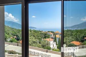 2-к квартира, вторичка, 66м2, 6/8 этаж