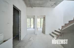 3-к квартира, вторичка, 158м2, 3/5 этаж