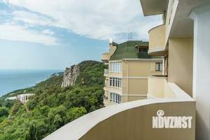 3-к квартира, вторичка, 203м2, 8/9 этаж