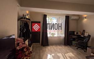 2-к квартира, вторичка, 61м2, 1/4 этаж