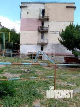 2-к квартира, вторичка, 33м2, 1/4 этаж