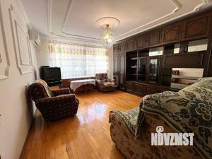 4-к квартира, вторичка, 165м2, 1/3 этаж