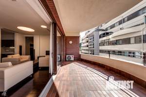 2-к квартира, вторичка, 98м2, 4/15 этаж