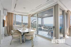 4-к квартира, вторичка, 200м2, 9/10 этаж