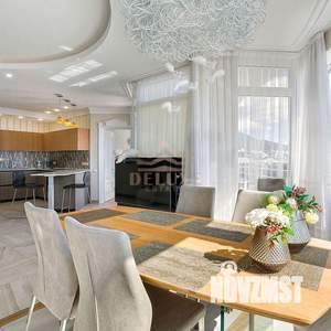 3-к квартира, вторичка, 95м2, 6/8 этаж