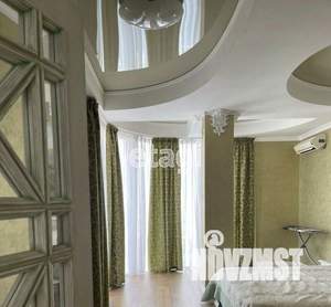 3-к квартира, вторичка, 125м2, 2/4 этаж