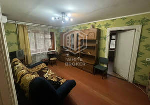 2-к квартира, вторичка, 44м2, 1/4 этаж