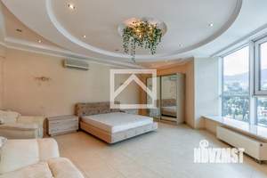 3-к квартира, вторичка, 118м2, 14/14 этаж