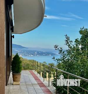 3-к квартира, вторичка, 100м2, 1/12 этаж