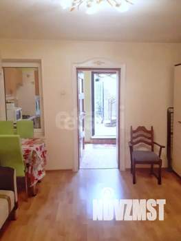 2-к квартира, вторичка, 42м2, 1/2 этаж