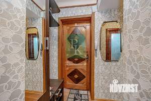 2-к квартира, вторичка, 56м2, 1/4 этаж