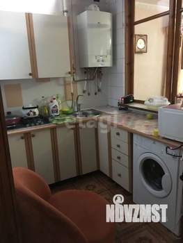 3-к квартира, вторичка, 74м2, 1/2 этаж