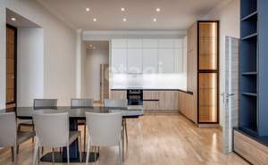 3-к квартира, вторичка, 130м2, 2/2 этаж