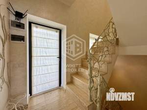 3-к квартира, вторичка, 121м2, 3/3 этаж