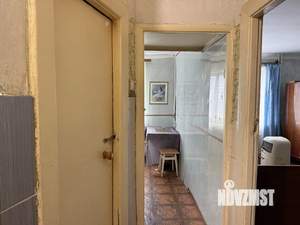 2-к квартира, вторичка, 43м2, 1/4 этаж