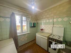 2-к квартира, вторичка, 42м2, 3/3 этаж