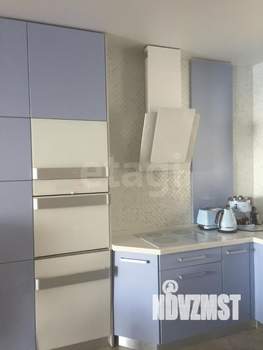 4-к квартира, вторичка, 164м2, 9/10 этаж