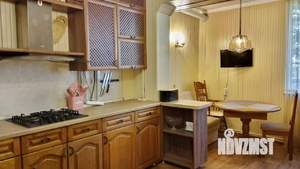 3-к квартира, вторичка, 80м2, 1/9 этаж
