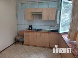 2-к квартира, вторичка, 66м2, 1/2 этаж