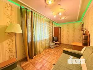 2-к квартира, вторичка, 44м2, 1/4 этаж