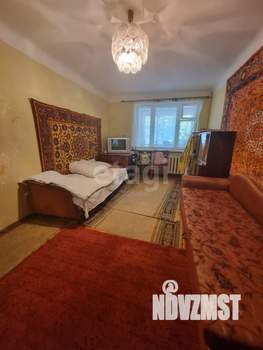 2-к квартира, вторичка, 42м2, 1/4 этаж