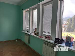 4-к квартира, вторичка, 133м2, 3/3 этаж