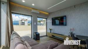 3-к квартира, вторичка, 252м2, 6/6 этаж