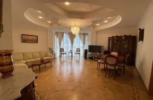 3-к квартира, вторичка, 150м2, 7/14 этаж
