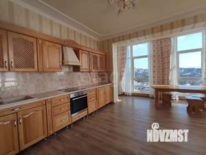 3-к квартира, вторичка, 104м2, 1/11 этаж