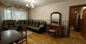 2-к квартира, вторичка, 54м2, 1/5 этаж