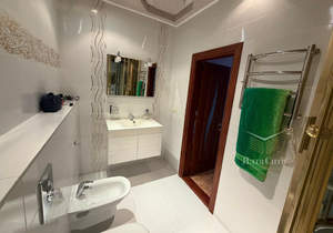 2-к квартира, вторичка, 109м2, 5/15 этаж