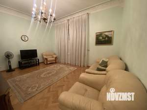 3-к квартира, вторичка, 115м2, 1/3 этаж
