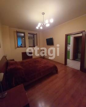 2-к квартира, вторичка, 55м2, 1/4 этаж