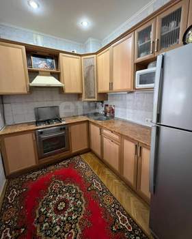 3-к квартира, вторичка, 103м2, 2/4 этаж