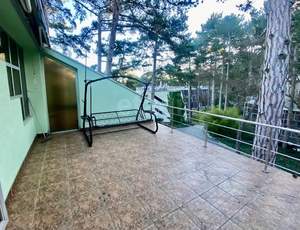 4-к квартира, вторичка, 174м2, 2/2 этаж