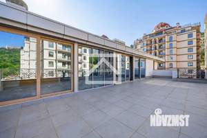 3-к квартира, вторичка, 240м2, 4/5 этаж