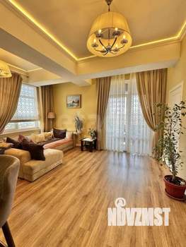 4-к квартира, вторичка, 142м2, 9/9 этаж