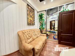 2-к квартира, вторичка, 100м2, 8/10 этаж