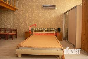 Студия квартира, вторичка, 35м2, 1/6 этаж