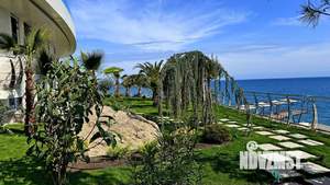 Студия квартира, вторичка, 47м2, 1/10 этаж