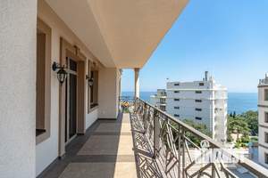 3-к квартира, вторичка, 128м2, 3/8 этаж