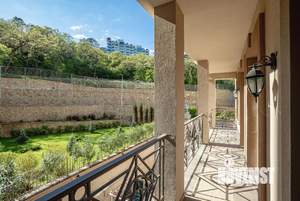 2-к квартира, вторичка, 74м2, 3/8 этаж