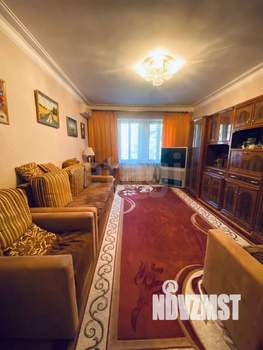 3-к квартира, вторичка, 103м2, 2/4 этаж