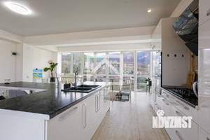 3-к квартира, вторичка, 166м2, 4/4 этаж